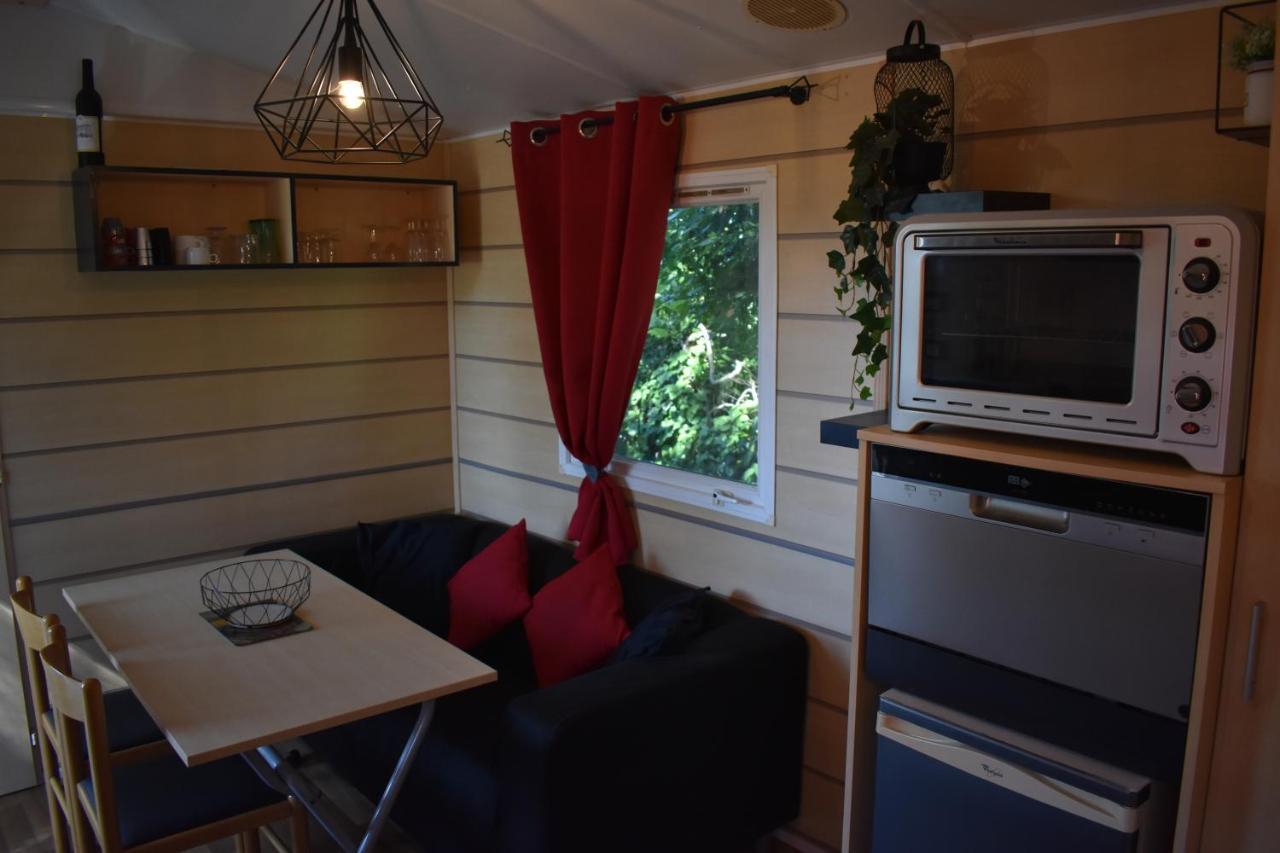 Mobil-Home Sur Terrain Bucolique Hyères المظهر الخارجي الصورة